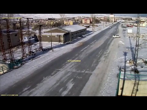 Ezilmekten kıl payı kurtuldu