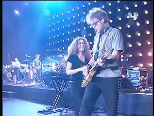 Shakira-Live Full Concert in Dubai 2007 46