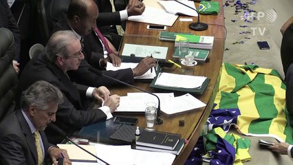 Impeachment é aprovado na Câmara