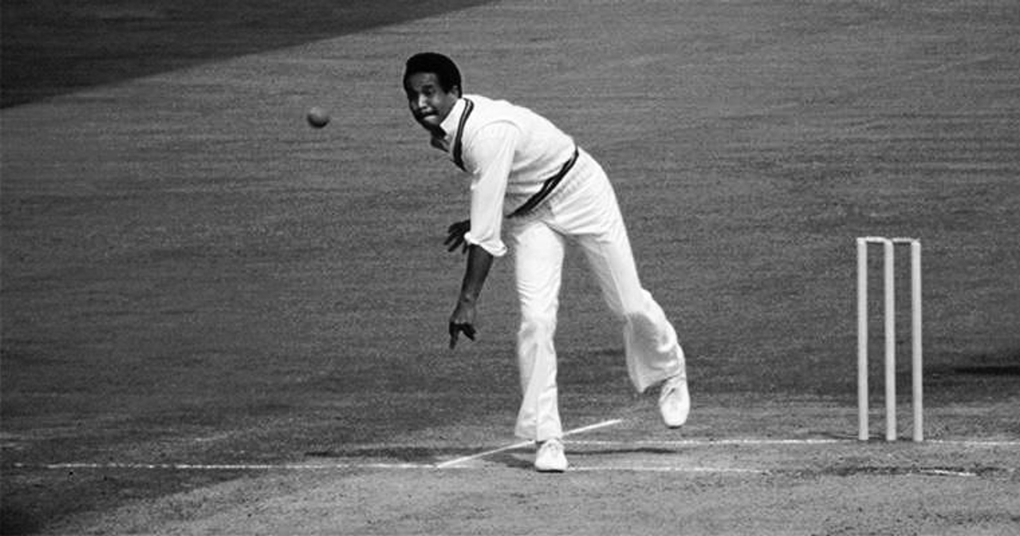 Rare Gary Sobers Unbelievable Chinaman Delivery in 1966 - video Dailymotion