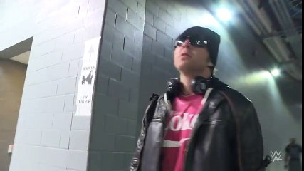 No nerves as Dean Ambrose arrives at WrestleMania 32