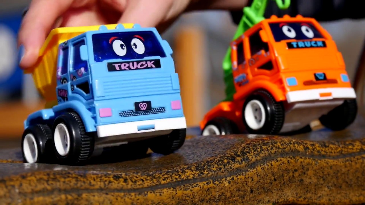 Мультики про машинки. Машинки для мальчиков. Машинки на детской площадке.