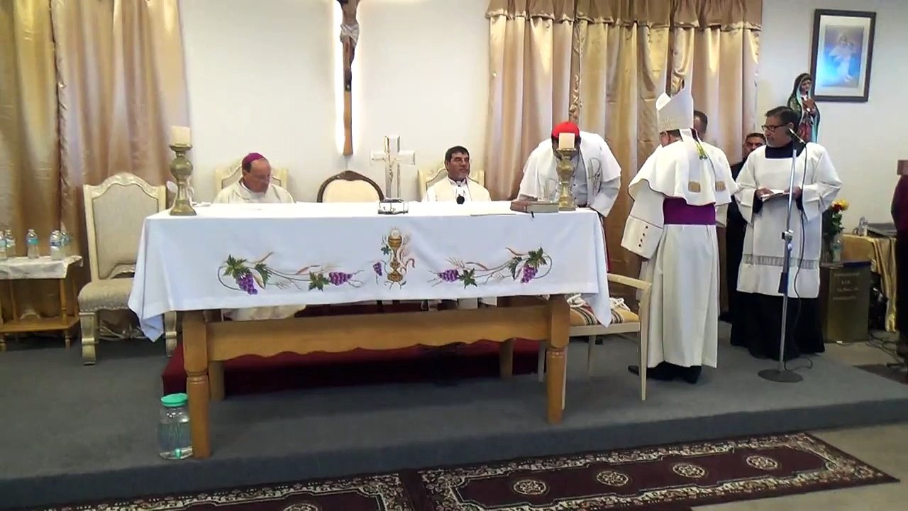 Bishop Julio Higuera Iglesia Santa Ma Madre Nuestra, Mesa, Az. RevistaArizona.com 14