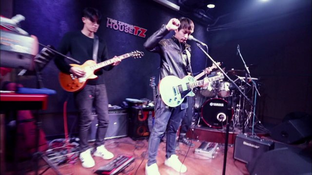 妈妈的牵挂20160131期：摇滚模特的艰辛追梦路