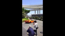 Amazing sounds of Supercars Leaving car park in Tokyo (Daikoku Futo)