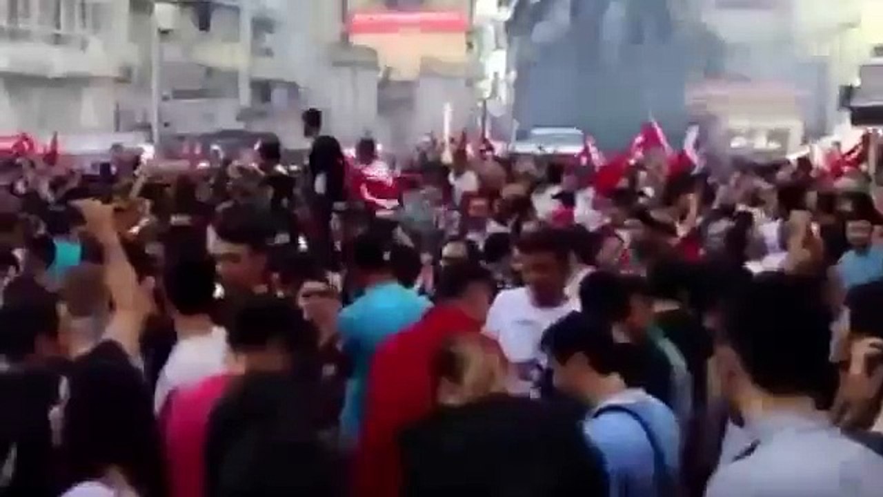 Orospu Çocuğu Tayip Erdoğan - Erdogan, Son of the Bitch! From İzmir, Turkey