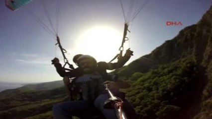 Tekirdağ 17 Yaşındaki Paraşütçü Ağaçlık Alana Çakıldı