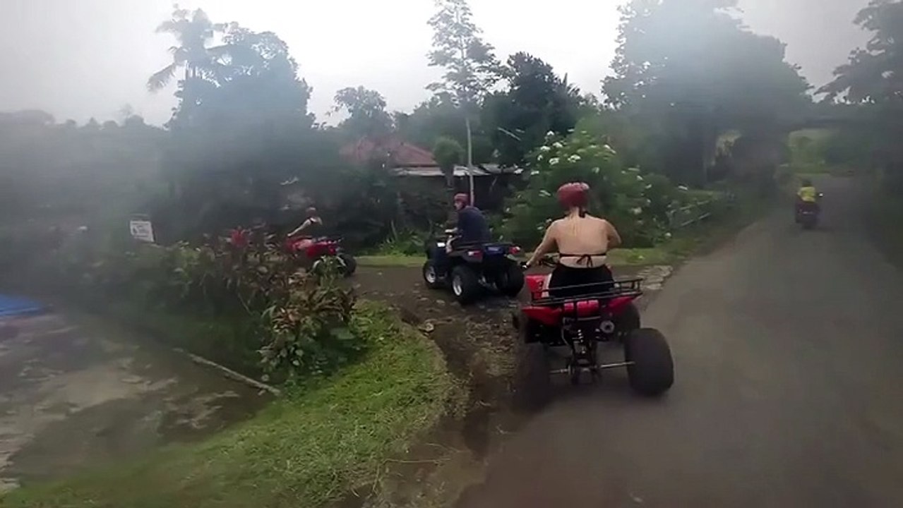 Funny Clips Videos-Watch Online-Best Clips –by Funny & entertainment Videos…Follow Us !!!!!