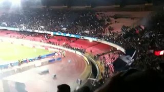 ULTRAS NAPOLI - CURVA A ESPLODE AL GOL CAVANI