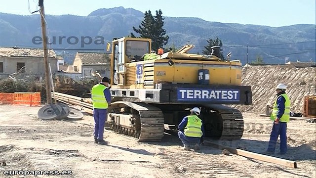 El Gobierno prorroga un año la ayuda de 426 euros