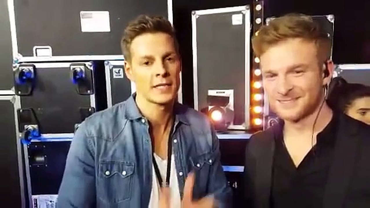 Nouvelle Star 2016- Épisode 9, Matthieu Delormeau & Caroline en direct des coulisses