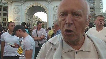 Macedonia demonstrations: Thousands protest for a fifth night