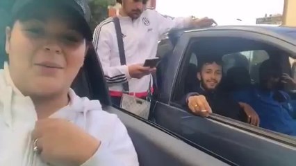 Sarah Fraisou (Les Anges 8) - PeriscoPe 13/04/2016: En direct de bondy