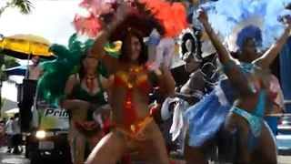PERREANDO STRETCH BEND & TOUCH YOUR TOES SXM CARNIVAL 2014 videos nokturna9 judith roumou