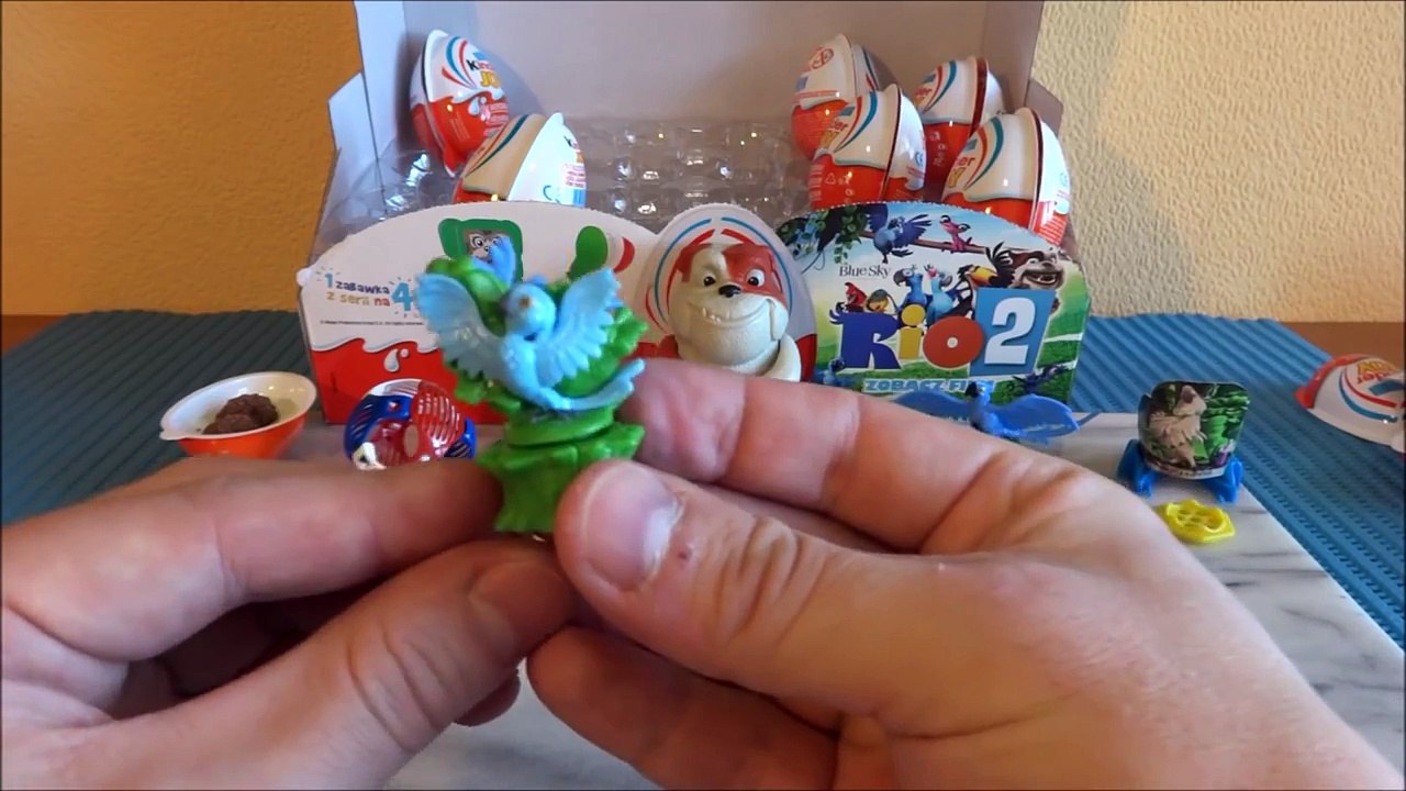 RIO 2 Movie 12 Kinder Choco Surprise Eggs Unboxing Toys to Collect in Europe