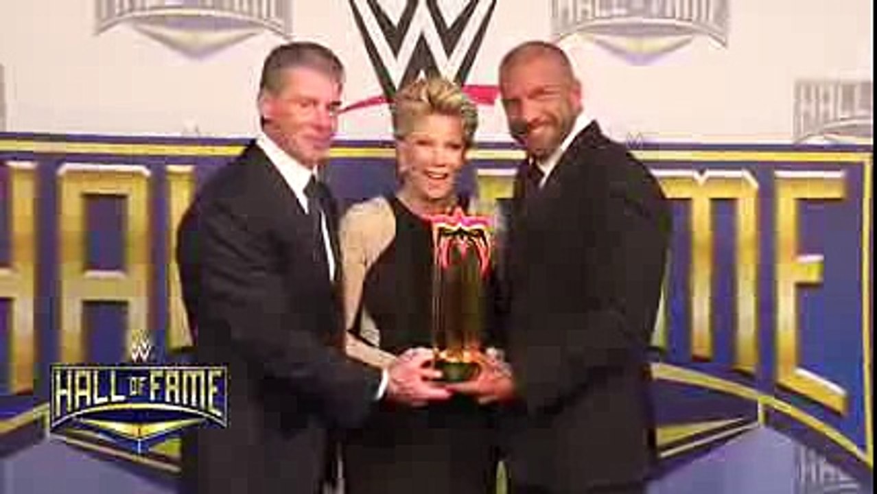 The 2016 WWE Hall of Fame Class receive their rings from Mr. McMahon  Triple H