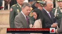 Mujer rechazó abrazo del presidente Santos
