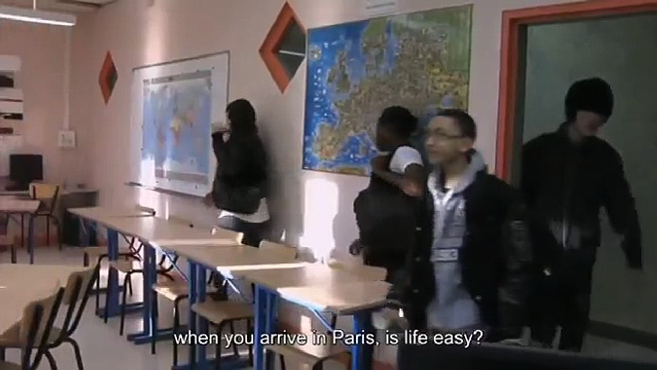 School Of Babel / La Cour de Babel (2014) - Tra...