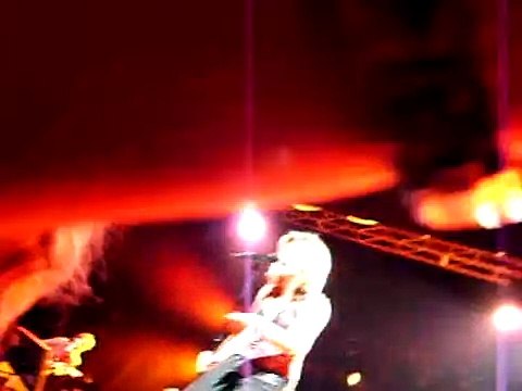 Kelly Clarkson Adelaide Walkaway 03/03/08