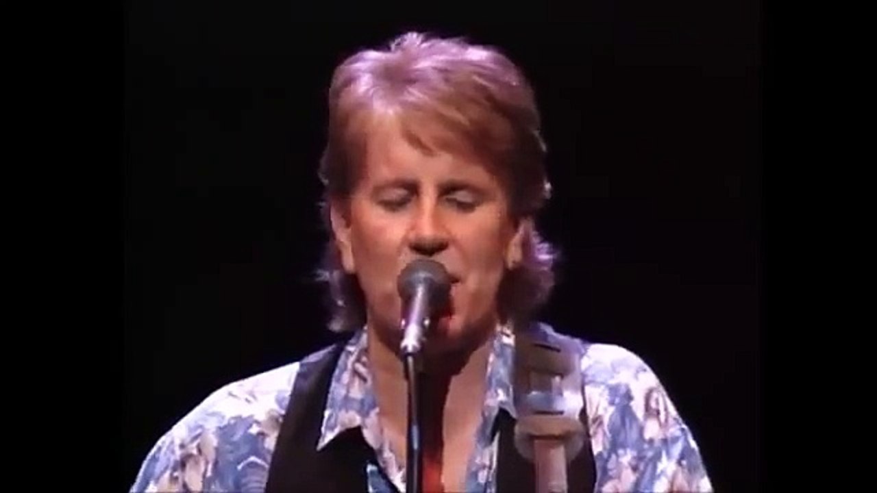 Crosby, Stills and Nash - Marrakesh Express (The Acoustic Concert, San Francisco 1991)