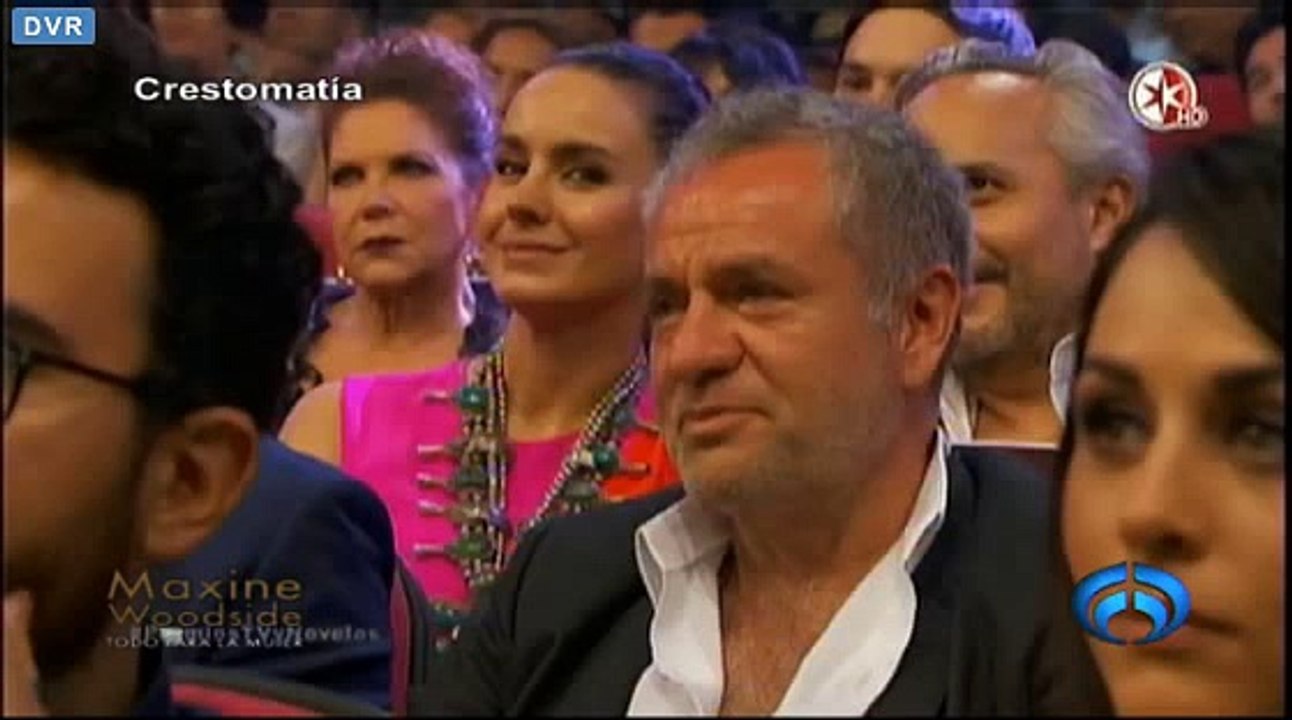 FERNANDO COLUNGA agradecimiento por Premio TVyNovelas 2016 con Mejor Villano en PyP 170416 por Todo por Maxine Woodside