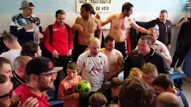 L'ETOILE CÉLÈBRE SA MONTÉE EN DHR AVEC SES PITCHOUNS