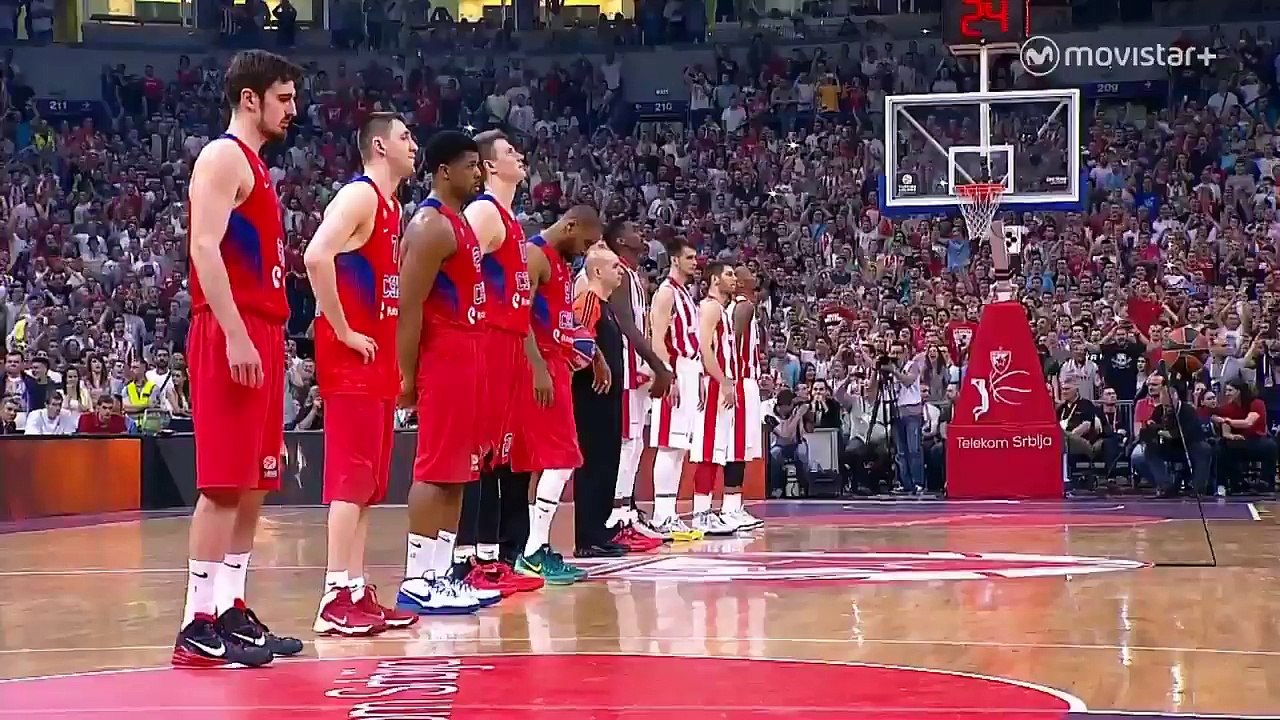 une ambiance encore folle à la Kombank Arena