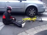 Terrible accident de la route à Aulnay-sous-Bois avec un cycliste renversé