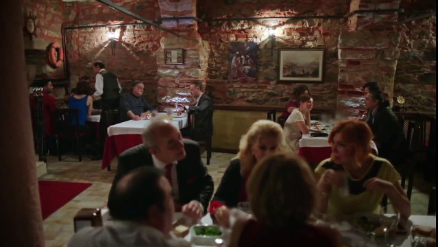 Paramparça 55. Bölüm | Dilara Geldi, Hayat Durdu!