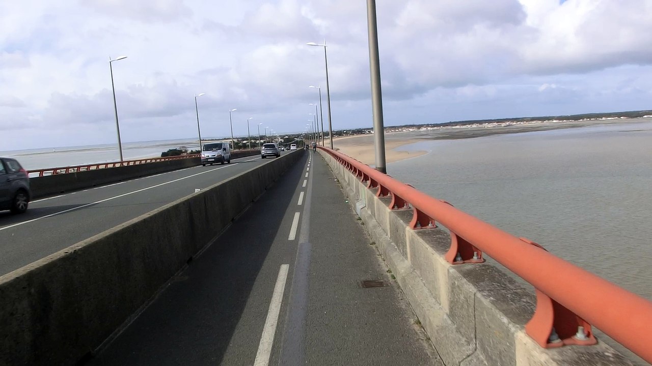 Descente du Pont de l'Île de Ré