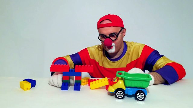 Çocuklar için eğlenceli film - Palyaço Dima ve Lego taşları