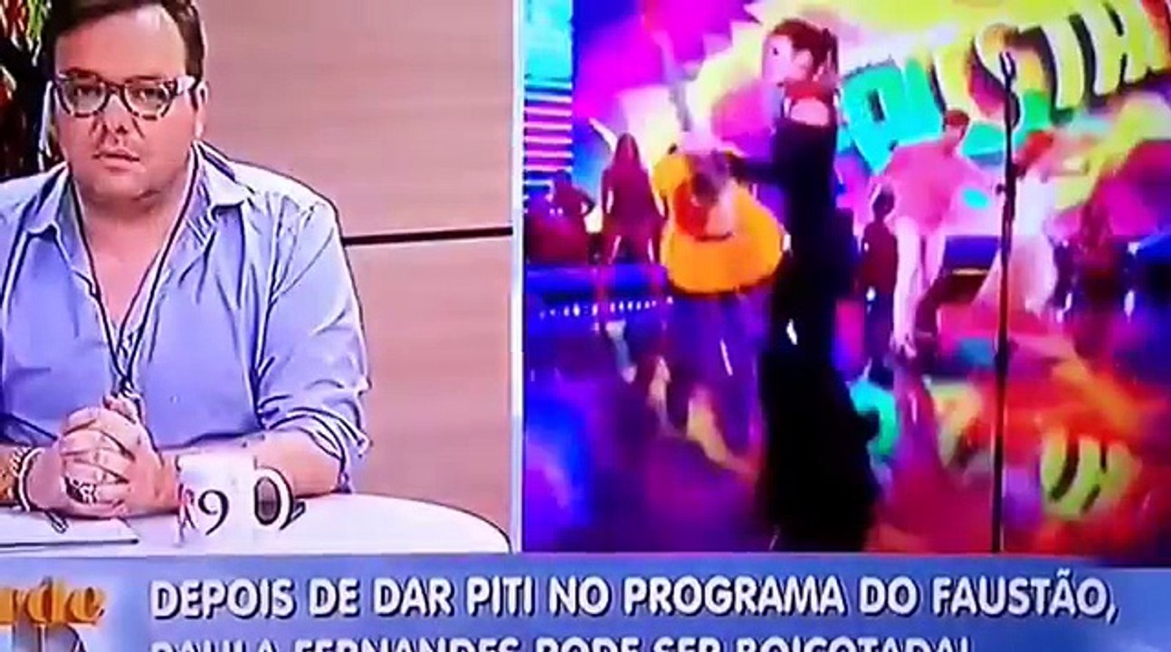 Paula Fernandes dá piti no Faustão
