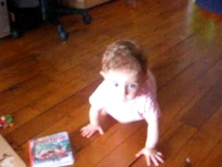 Maéline - 13 mois 15 jours 002