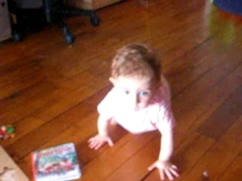 Maéline - 13 mois 15 jours 002