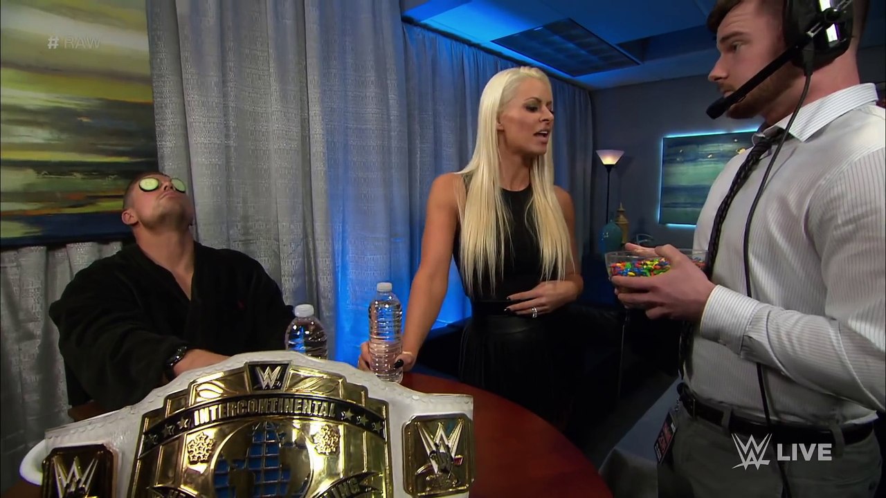 Cesaro spoils The Miz's performance  Raw, April 11, 2016