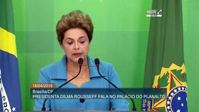 URGENTE: Rousseff “indignada” por voto a su impeachment