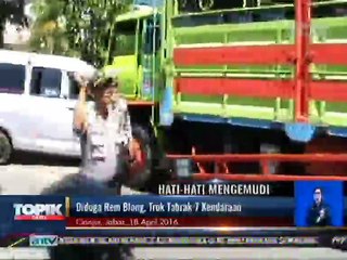 Diduga Rem Blong, Truk Tabrak 7 Kendaraan
