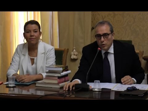 Napoli - BeeBook , raccolta libri per le biblioteche della città (18.04.16)