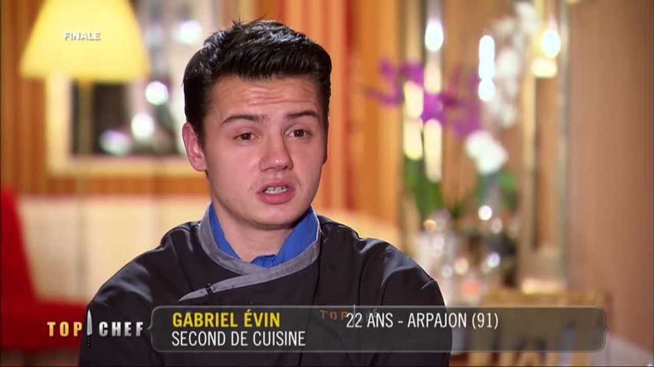 Gabriel frustré par son rôle de commis
