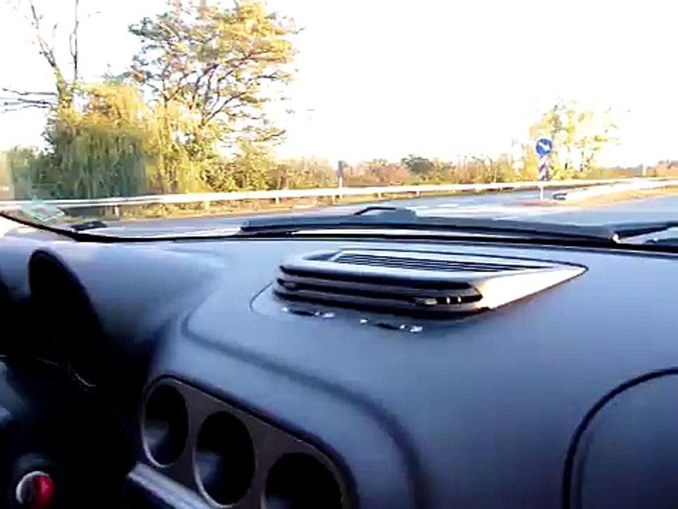 Alfa Romeo 156 1.8TS VS. Toyota 2.2 D4D III