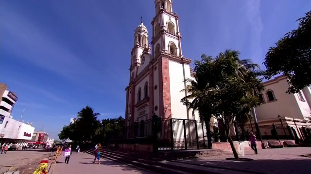 La esposa de El Chapo, Emma Coronel, habla con Telemundo 5/5 | Noticias | Noticias Telem