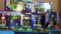 Thomas and Friends Wooden Railway Grow With Me Play Table toy trains for kids James' Fishy Delivery