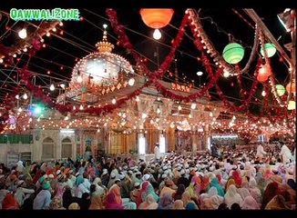 Taqdeer Mujhe le Chal Khwaja ji ki Basti Main