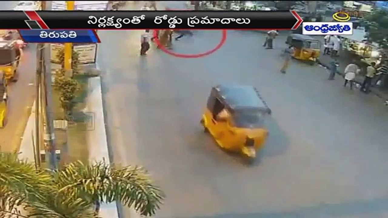 Horrible accidents caught on camera _ Live Videos