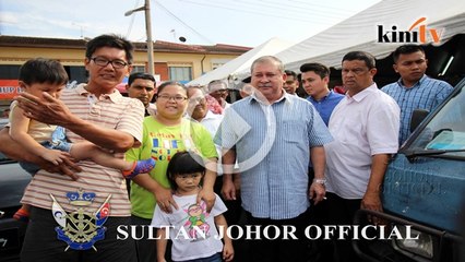 Video Sultan Johor di bazar Ramadan Taman Yayasan, Segamat