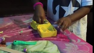 O'Mani makes chicken Parmesan with play doh