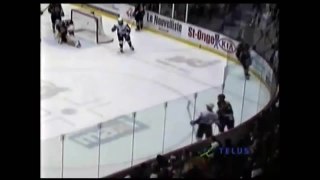 David Honzik superb save vs Quebec (2011-02-25)