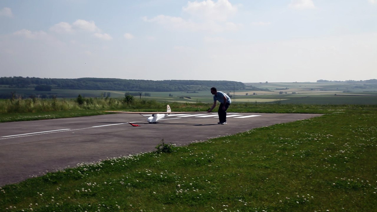 remorquage planeur a senlis le sec N°2