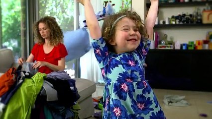 LA machine qu’il vous faut ! Elle sèche, repasse, et lave vos vêtements… Et le prix n’est pas trop affolant !