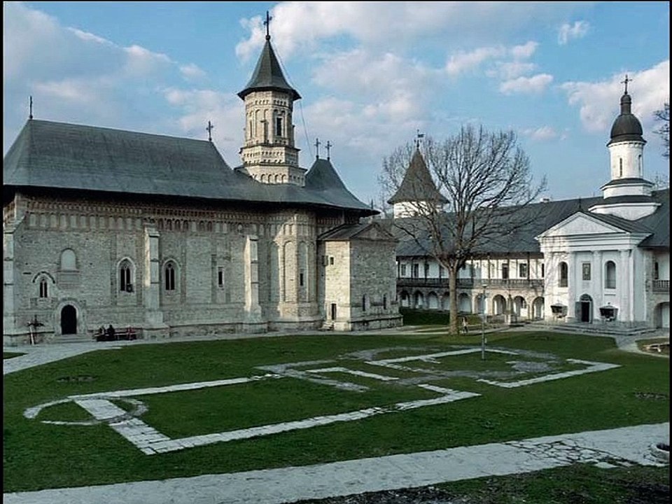 Cine intra cu portiile este pastor